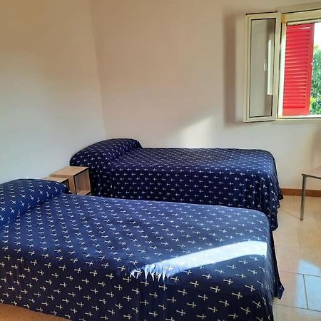 Appartamento In Villa Con Pineta Leporano Exterior photo